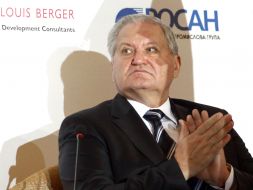 Виктор Тихонов