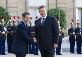Viktor Yanukovich and Nicolas Sarkozy