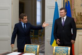 Nicolуa Sarkozy and Viktor Yanukovich