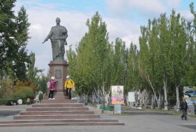 Monument to the count Mikhail Vorontsov