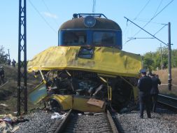 Collision of bus and locomotive