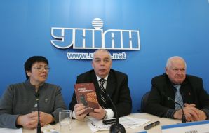 Miroslava Berdnik, Georgiy Buyko and Petr Bushchik