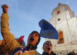 Mass meeting participants