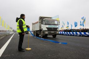 Motorway area opening