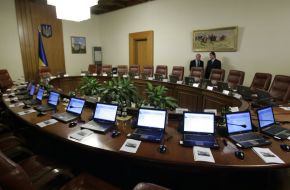 Notebooks in the hall of Ukrainian Cabinet’s session