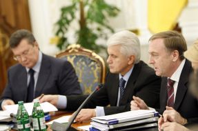 Виктор Янукович, Александр Лавринович и Владимир Литвин