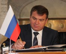 Анатолий Сердюков