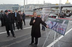 Aleksandr Popov and Nikolay Azarov