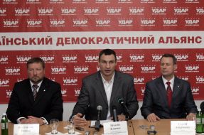 Sergey Averchenko, Konstantin Ivanov and Vitaliy Klichko