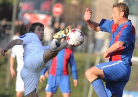 Vitaliy Mandziuk and Sergei Zakarlyuka