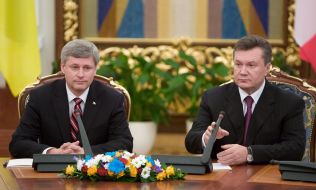 Віктор Янукович та Стівен Харпер