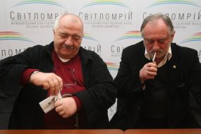 Robert Sturua and Bogdan Stupka