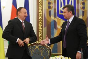 Viktor Yanukovich and Ilham Aliyev