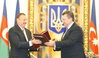Viktor Yanukovich and Ilham Aliyev