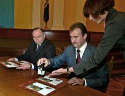Anatoliy Tolstoukhov and Alexandr Popov