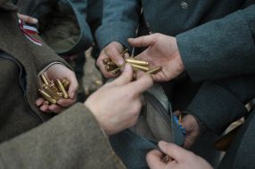 Участники военно-исторической реконструкции