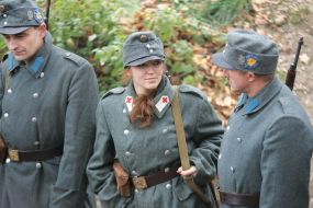 Участники военно-исторической реконструкции