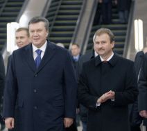 Viktor Yanukovich and Aleksandr Popov