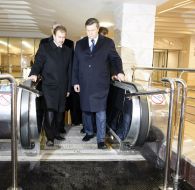 Viktor Yanukovich and Aleksandr Popov