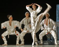 Performance ”Fairy-tale about a man of motley, who played a joke on seven men of motley”