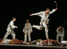 Performance ”Fairy-tale about a man of motley, who played a joke on seven men of motley”