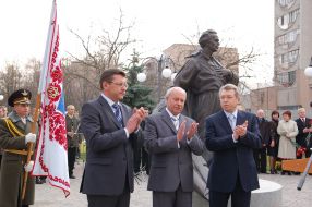 Sergeу Odarich, Valerшy Chernyak and Sergey Tulub