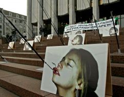 Fishing rods and photos of smokers