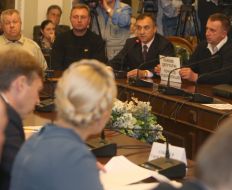 Yuliya Timoshenko and Sergey Sobolev