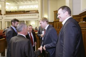 Vitaliy Khomutinnik and Aleksandr Omelchenko