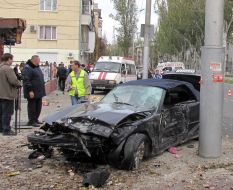 Разбитый автомобиль