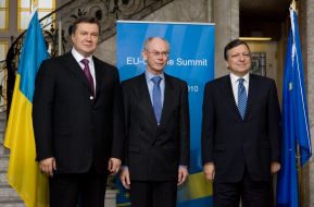 Viktor Yanukovich, Herman Van Rompuy and Jose Manuel Barrosu