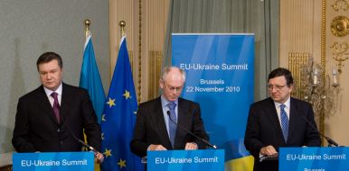 Viktor Yanukovich, Herman Van Rompuy and Jose Manuel Barrosu