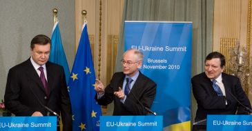 Viktor Yanukovich, Herman Van Rompuy and Jose Manuel Barrosu