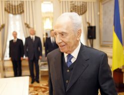 Shimon Peres