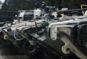 Бронетранспортеры