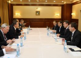 Віктор Янукович, Костянтин Грищенко, Андрій Гончарук та Пан Гі Мун