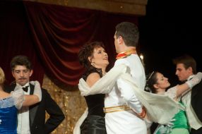 Oksana Turiyanskaya and Anton Popudrenko