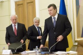Nikolay Azarov, Viktor Yanukovich and Vladimir Litvin