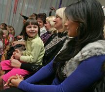 Ani Lorak at children’s party