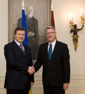 Viktor Yanukovich and Valdis Zatlers