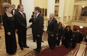 Олександр Попов з дружиною