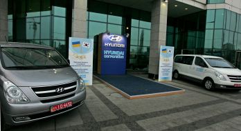 Мікроавтобуси для дітей-сиріт