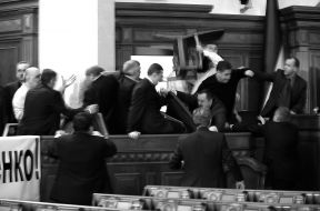 Драка в парламенте