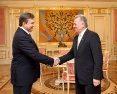 Viktor Yanukovich and Pal Schmitt