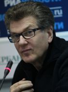 Игорь Костолевский