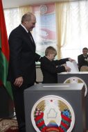 Aleksandr Lukashenko and his son Nikolaу