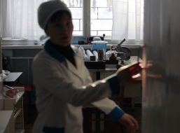 Laboratory assistant