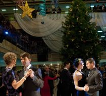 Eleemosynary new-year ball