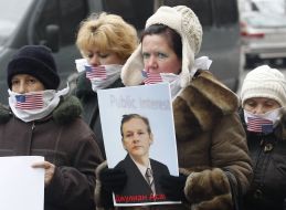 Picket in support of the founder of Wikileaks near the embassy of Sweden