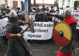 Picket in support of the founder of Wikileaks near the embassy of Sweden
